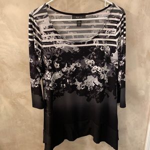 Style&co black and white tunic top